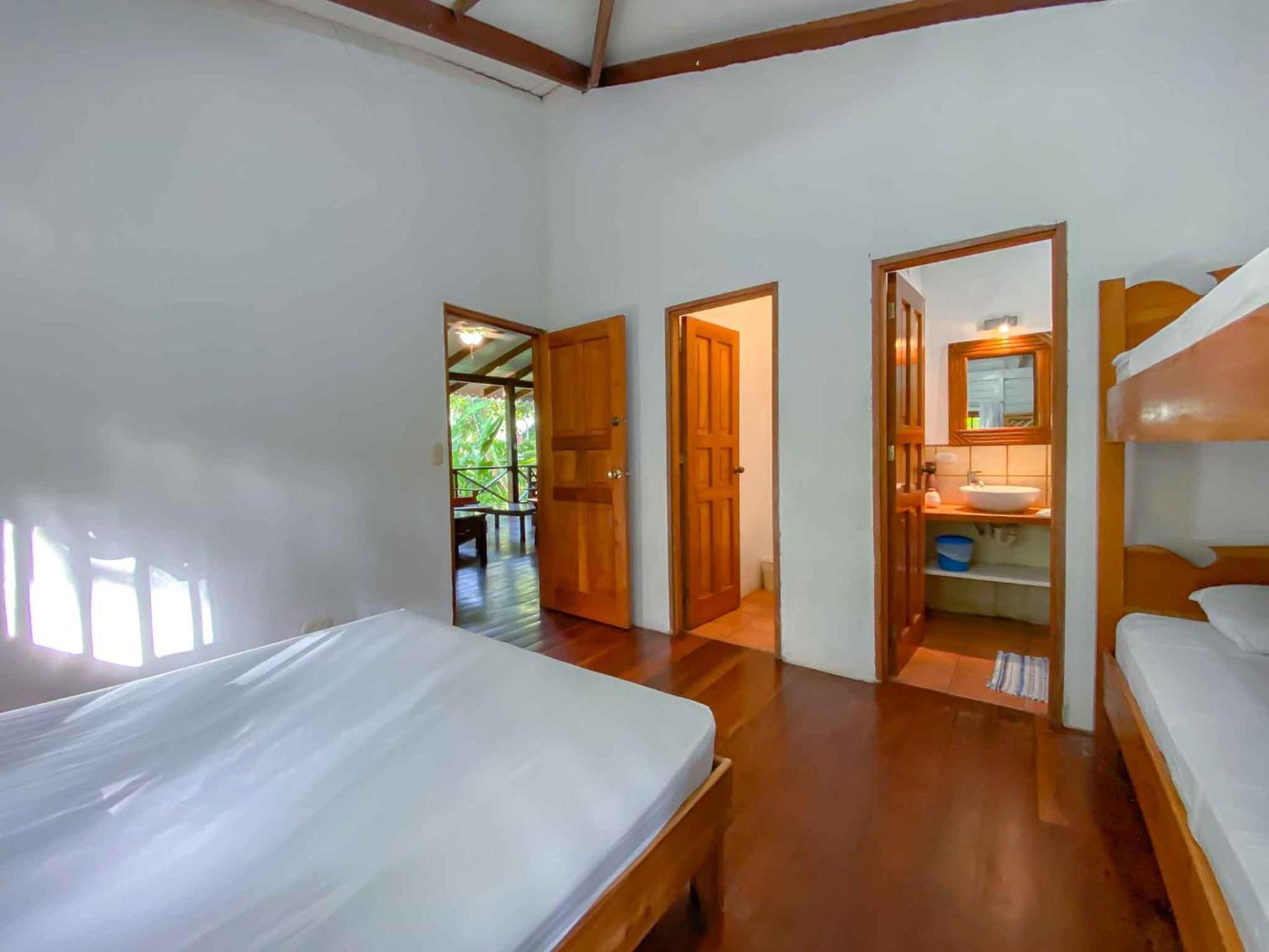 Hotel Casitas Mar Y Luz Puerto Viejo de Talamanca Номер фото