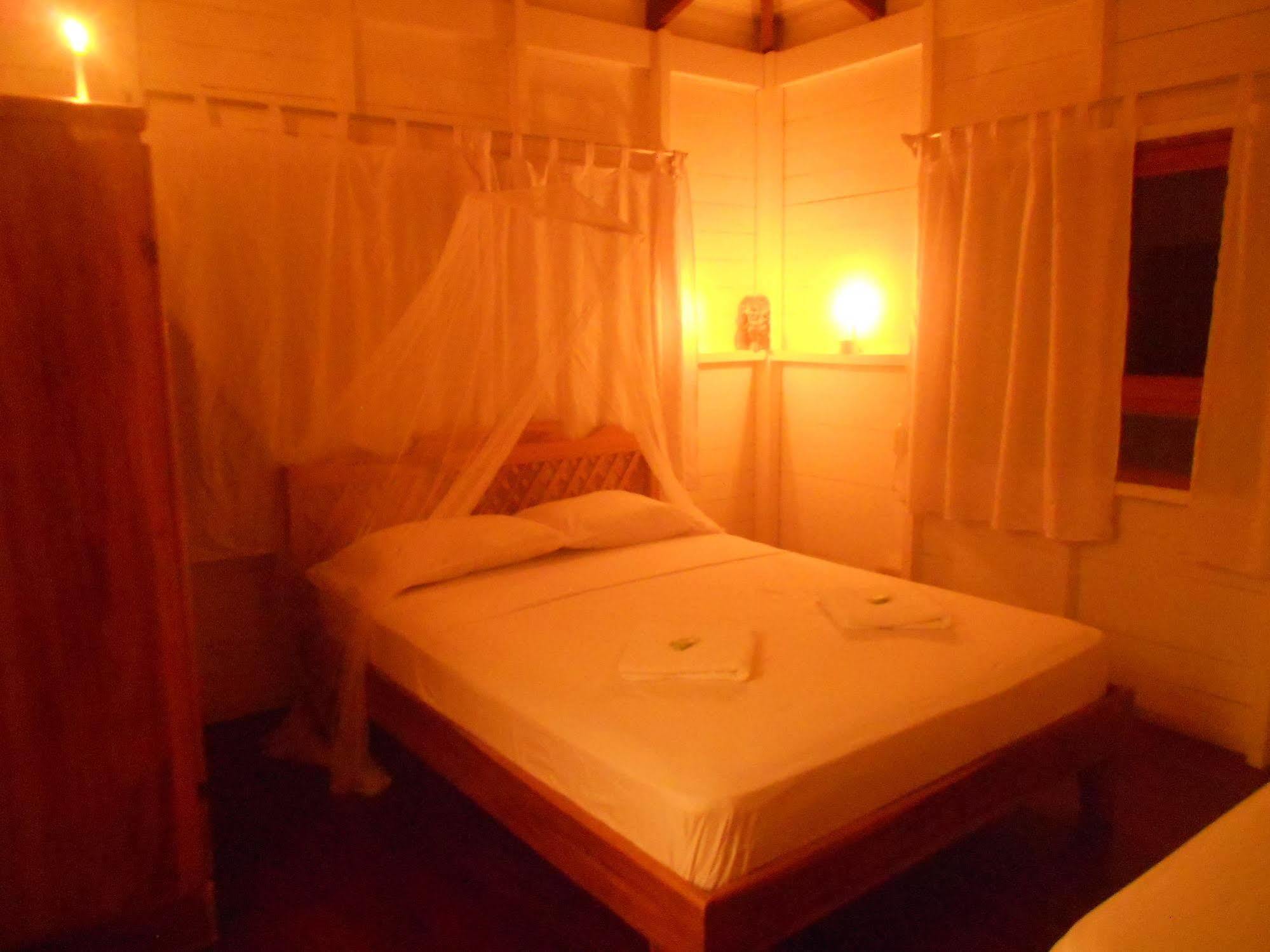 Hotel Casitas Mar Y Luz Puerto Viejo de Talamanca Екстер'єр фото
